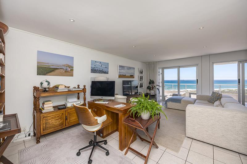 2 Bedroom Property for Sale in Blouberg Beachfront Western Cape